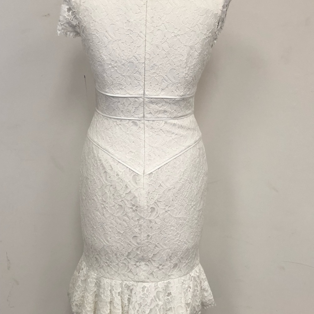 White lace mermaid dress !